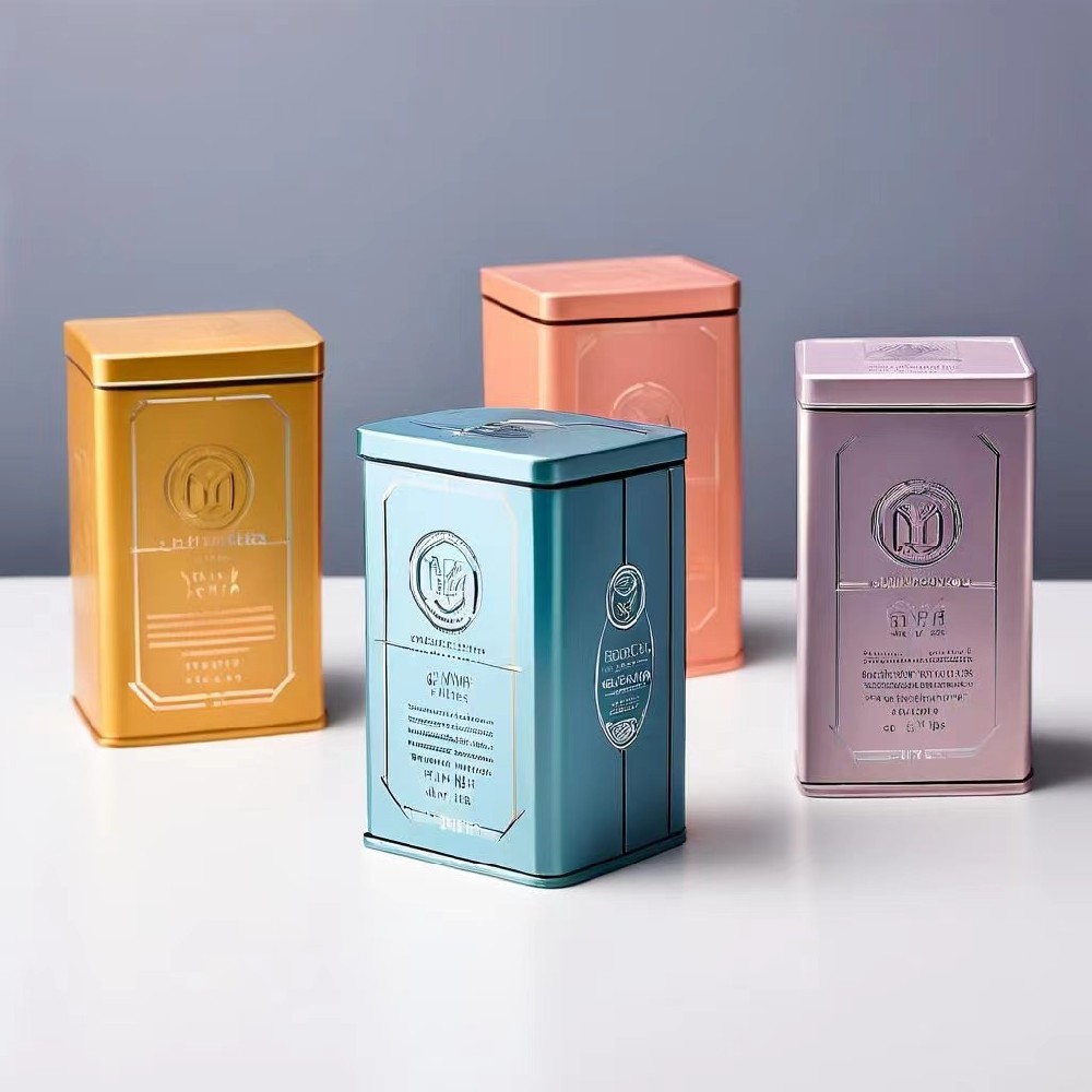 Exquisite Seasonal Tea Tins for Winter Holiday Gifting